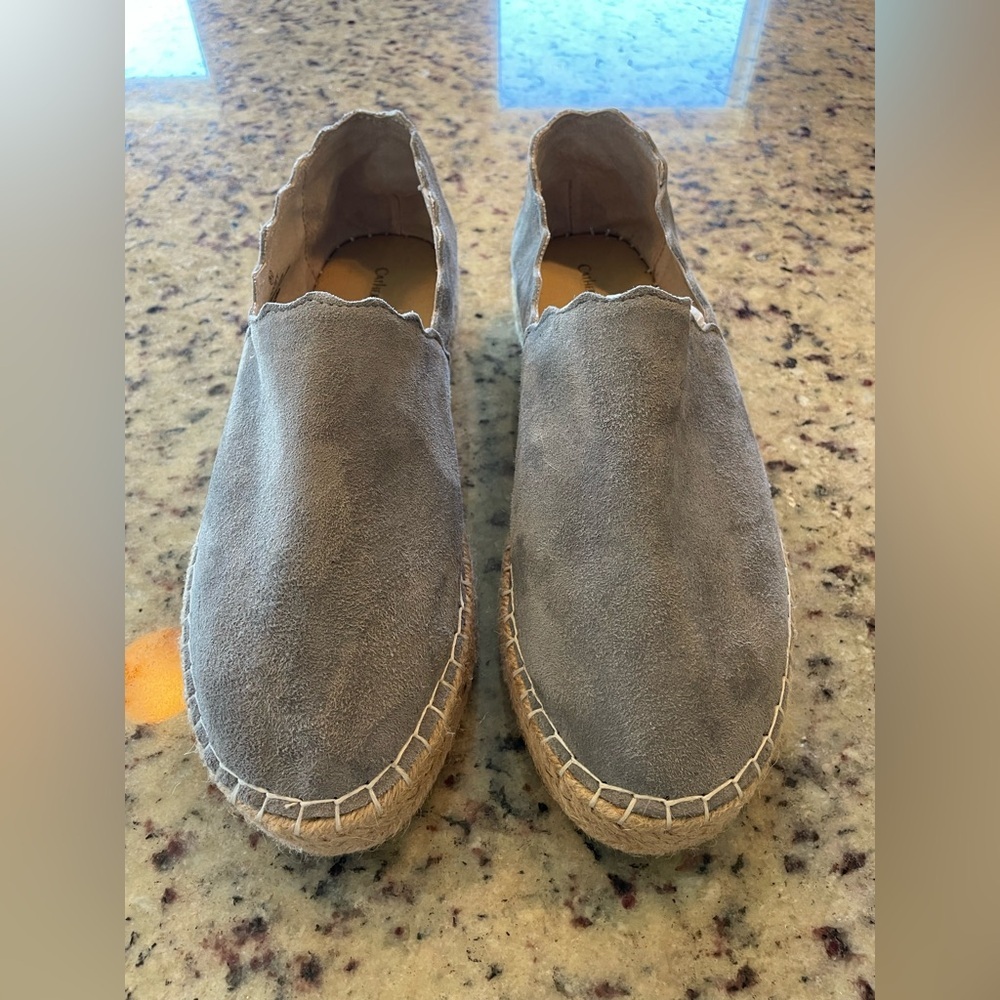 New genuine suede “Pidge”Scalloped Espadrille Slip-On Flats in Light Gray Sz 8.5